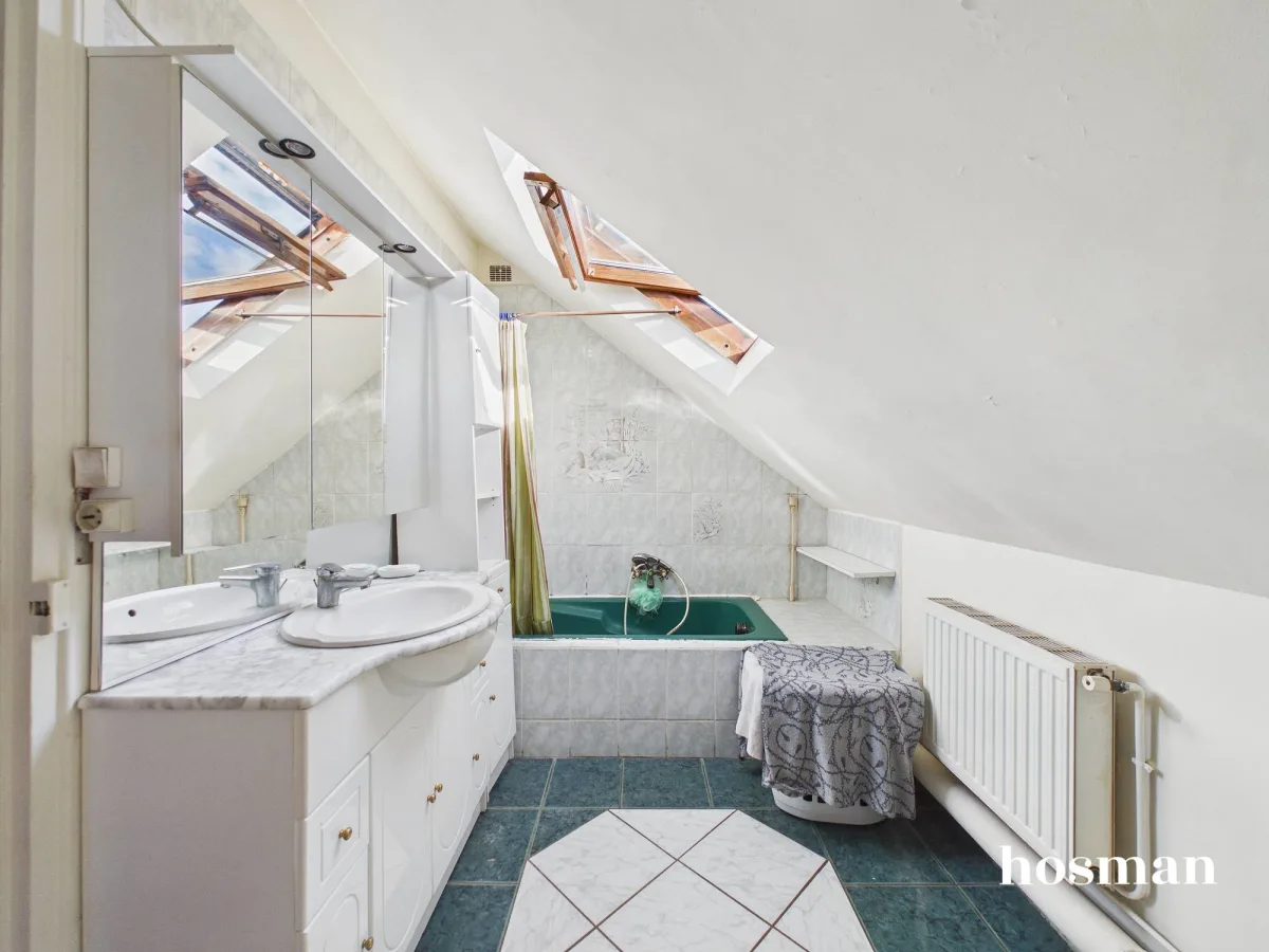 Maison de 100.0 m² à Villemomble