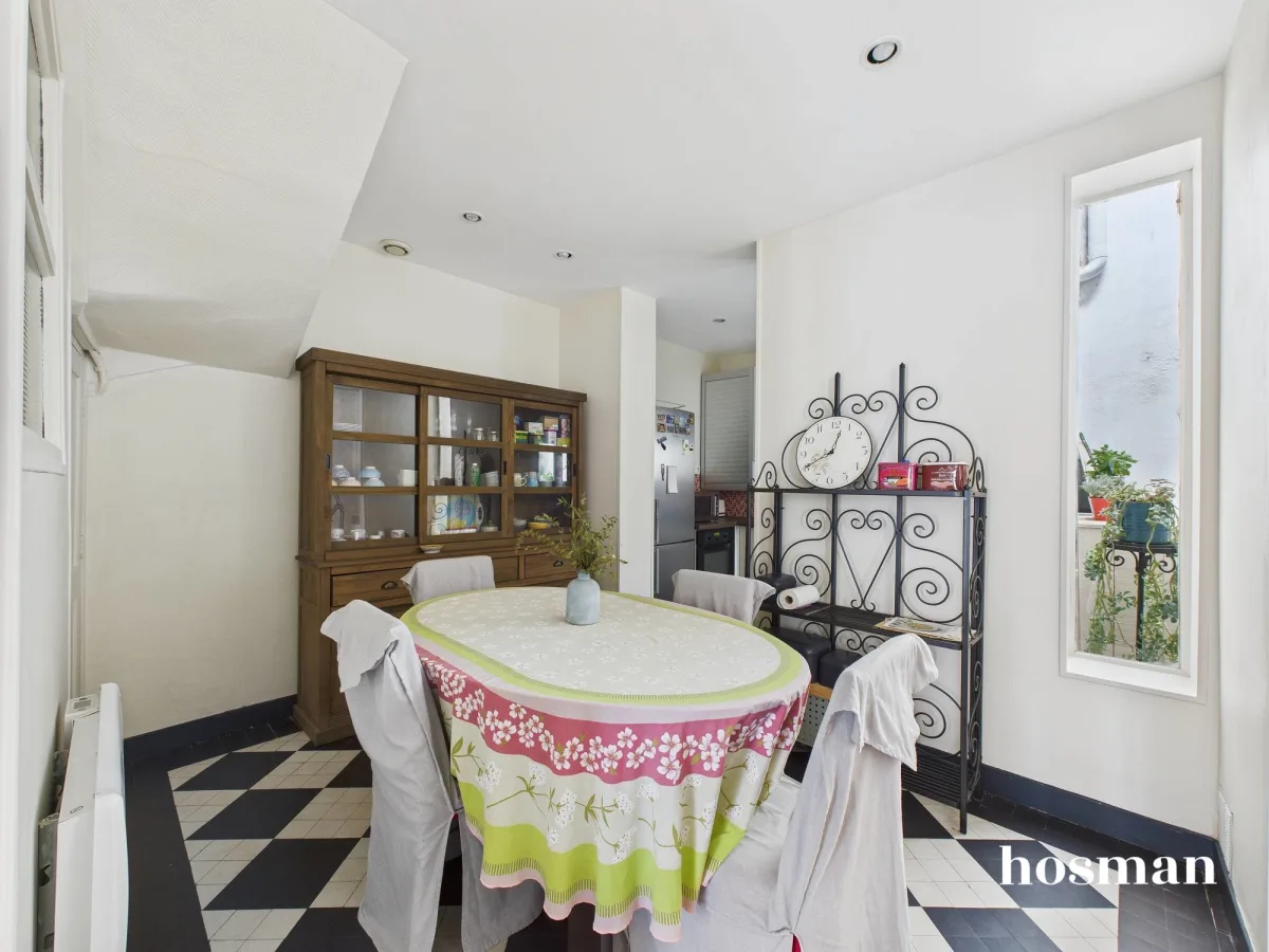 Maison de 98.0 m² à Bordeaux