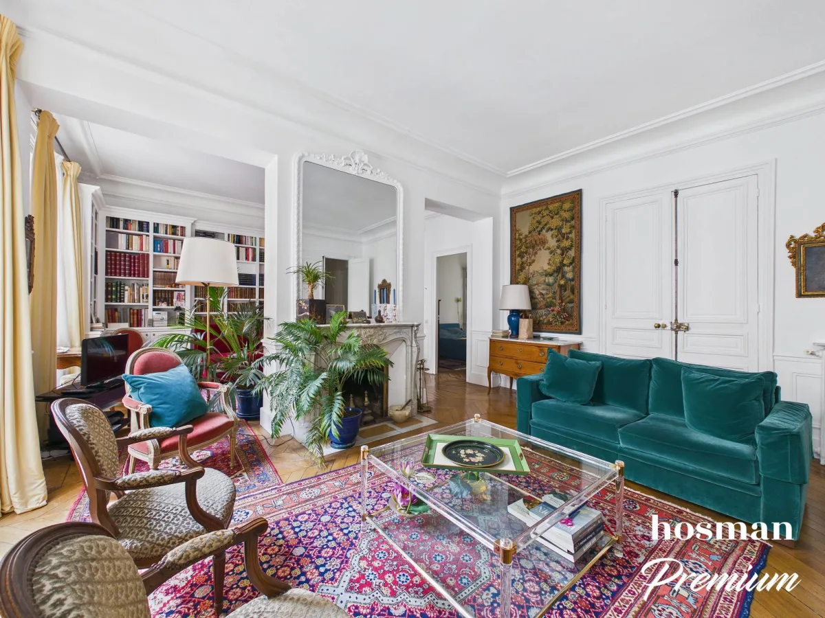 Appartement de 135.0 m² à Paris