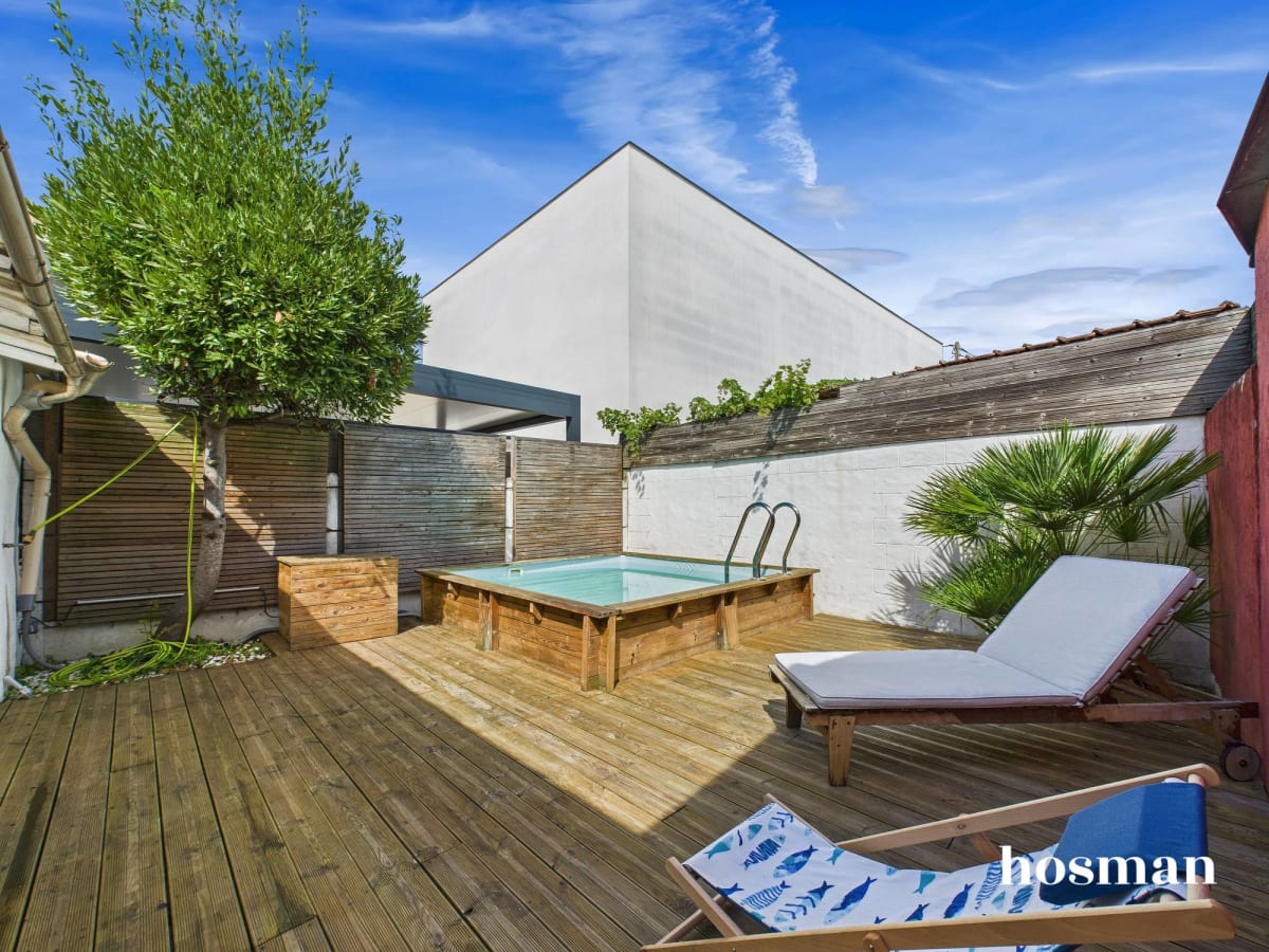 Maison de 98.0 m² à Mérignac