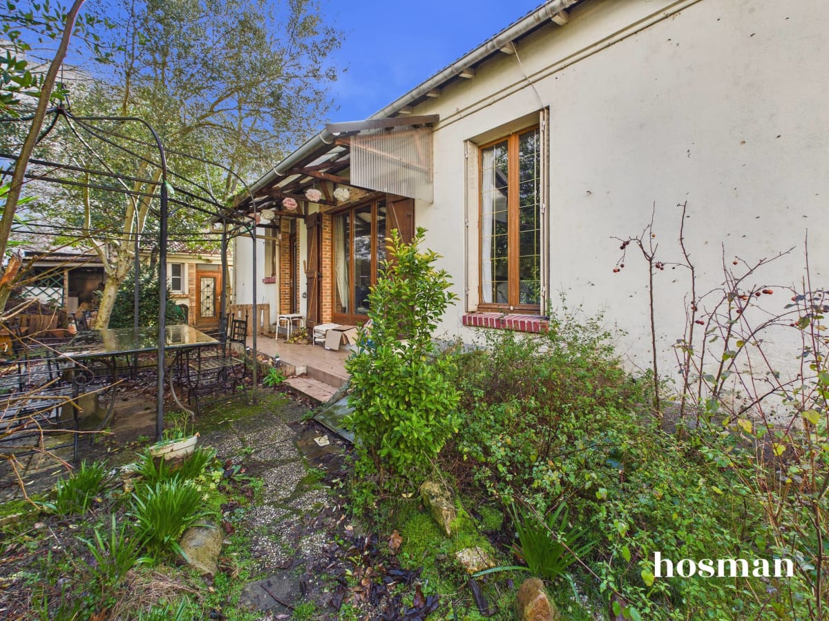 Maison de 80.0 m² à Suresnes