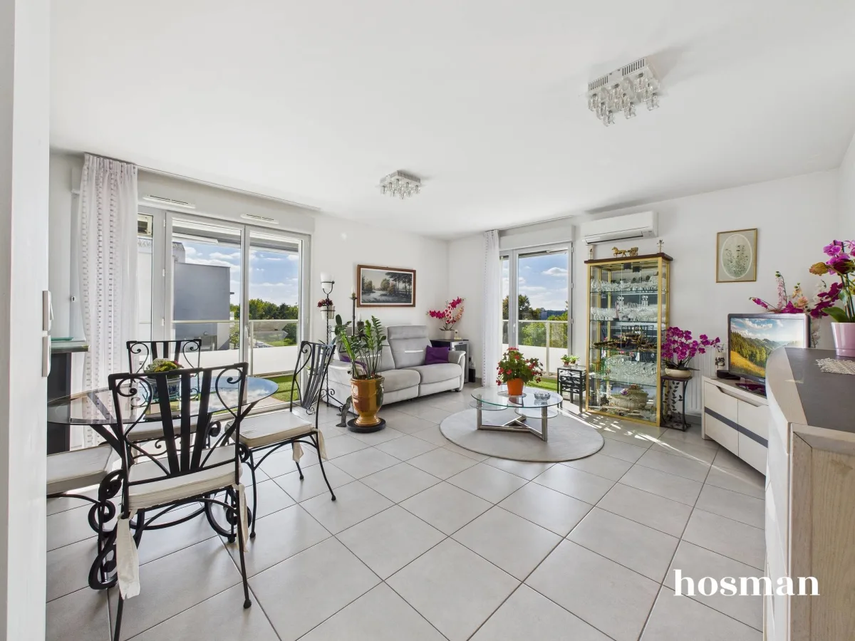 Appartement de 97.07 m² à Bordeaux