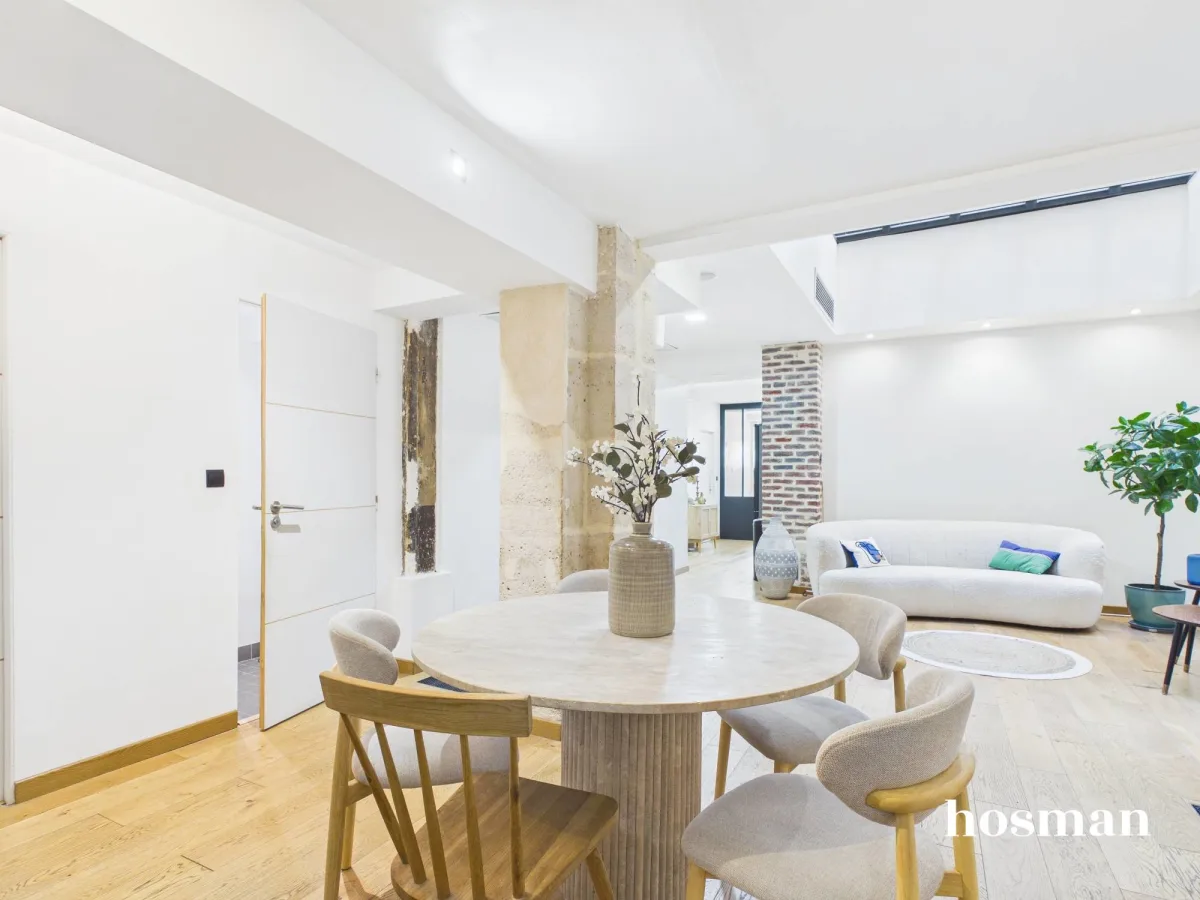 Appartement de 100.0 m² à Paris
