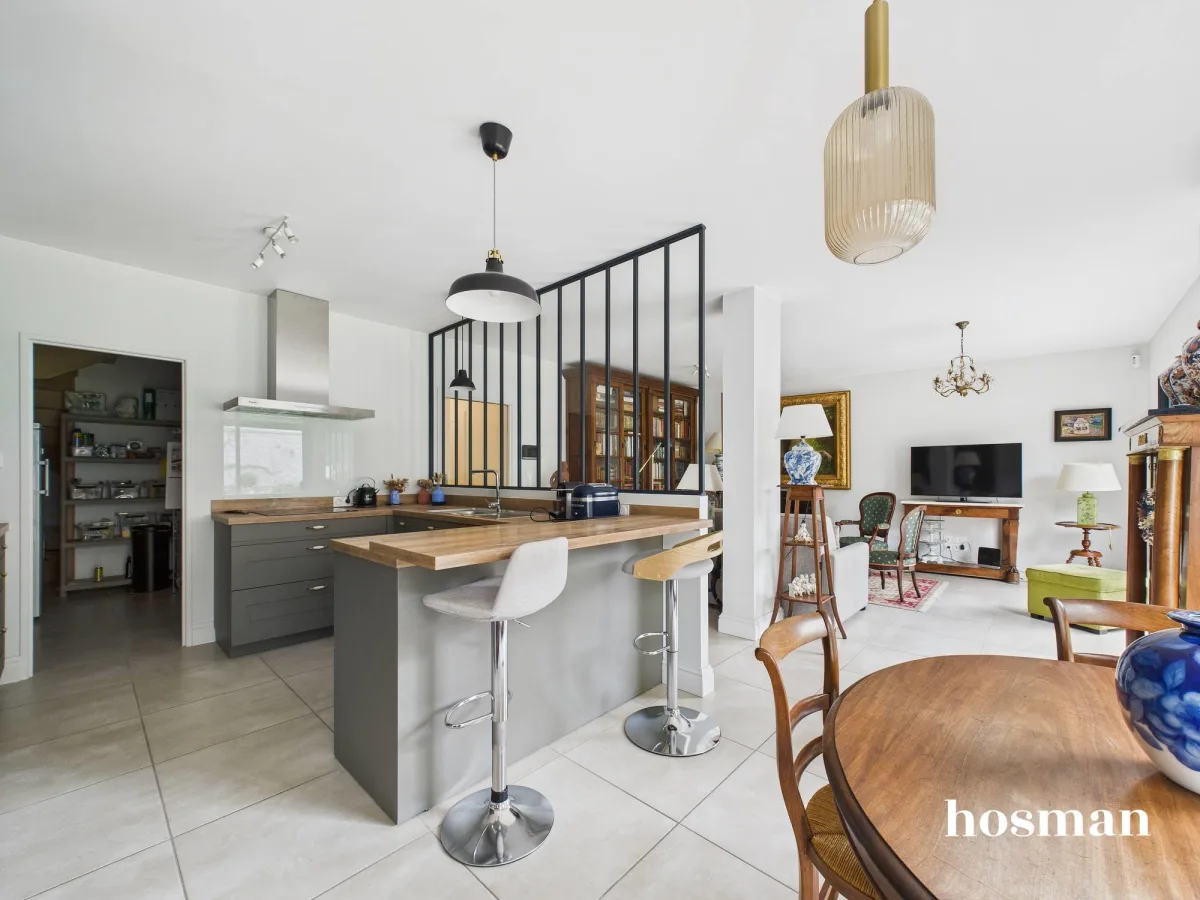 Maison de 151.29 m² à Talence