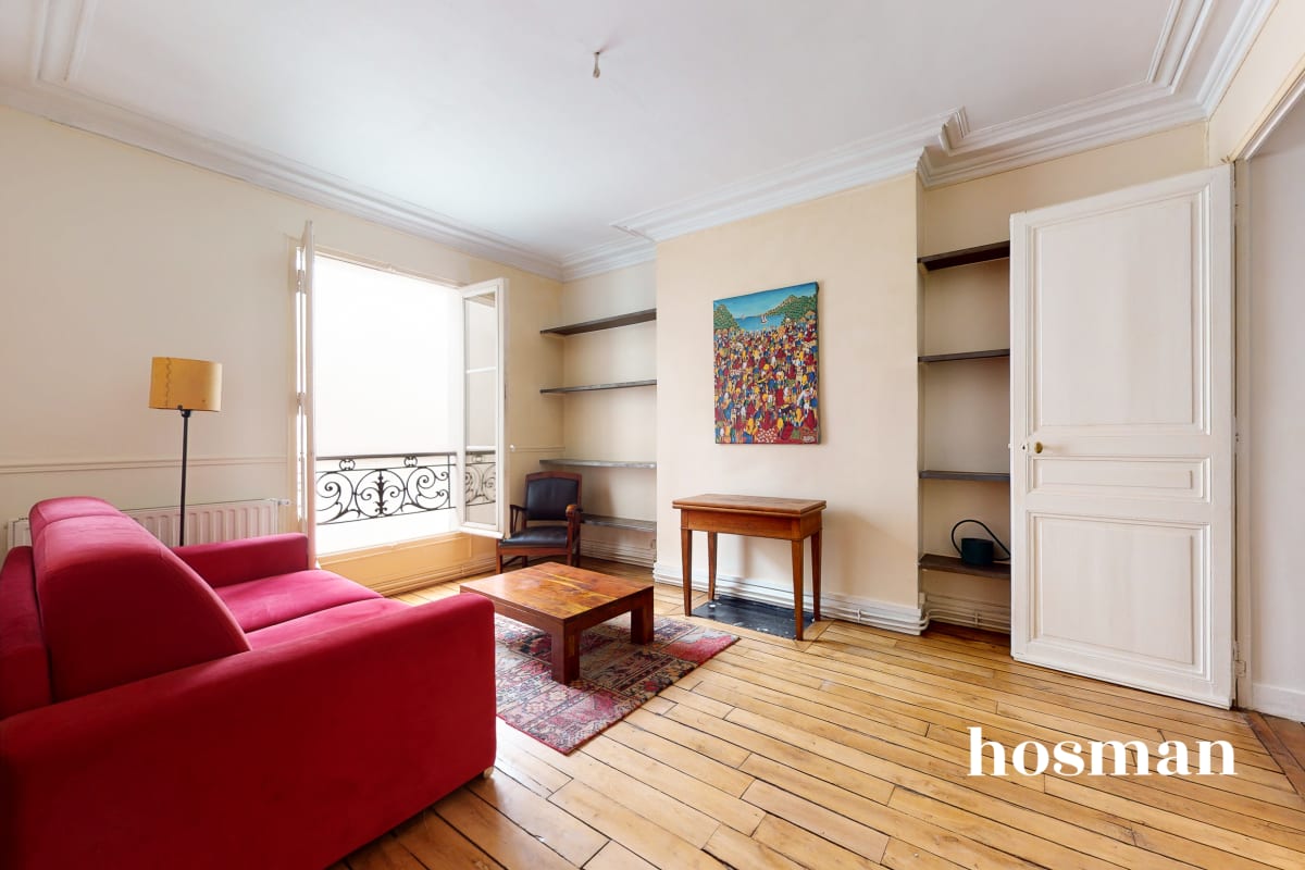 Spacieux 2 pièces de 43m2 au charme de l'ancien rue de Clignancourt 75018 Paris