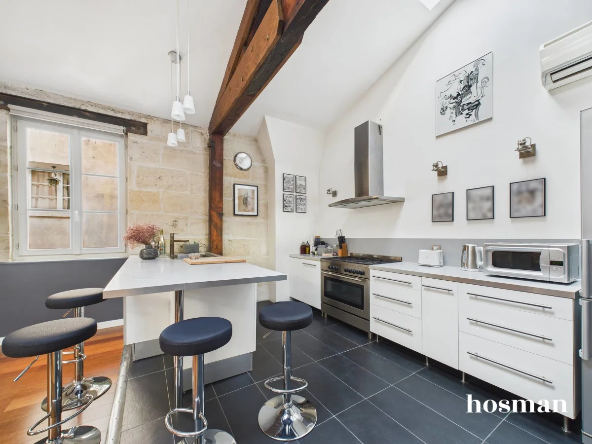 Appartement de 132.59 m² à Bordeaux