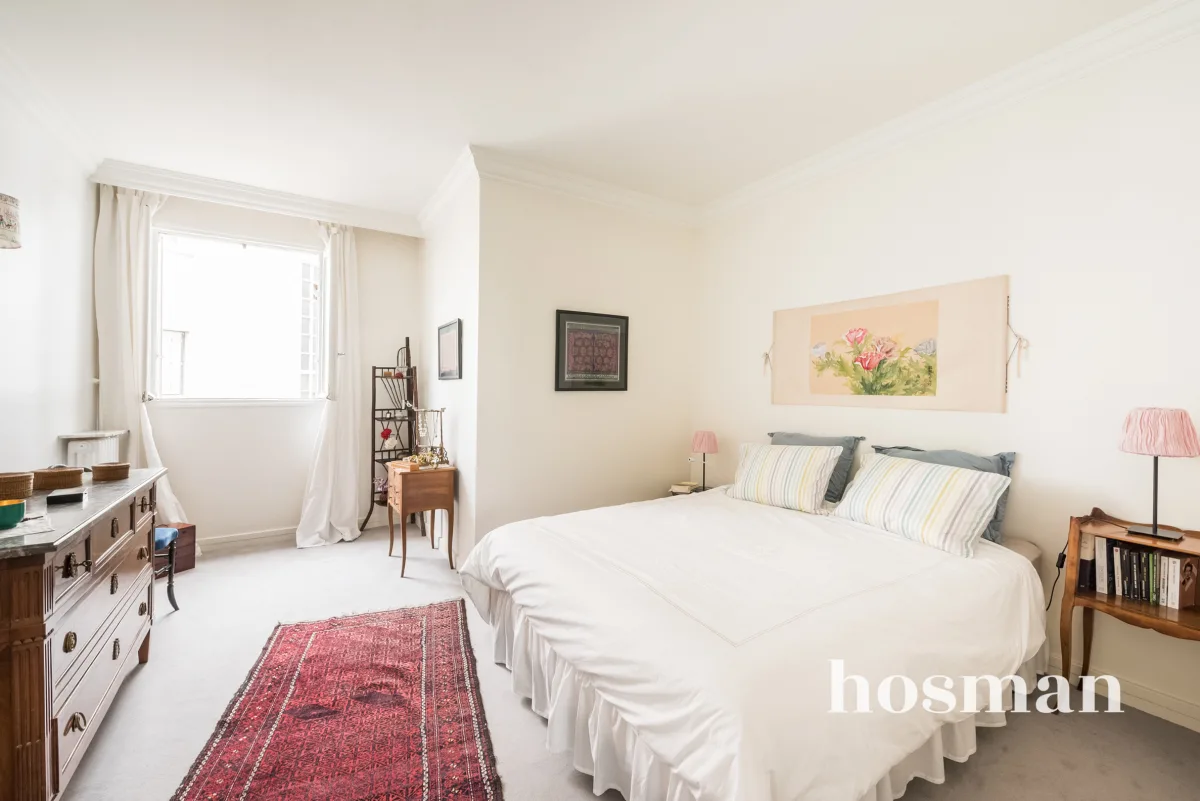 Appartement de 121.0 m² à Paris