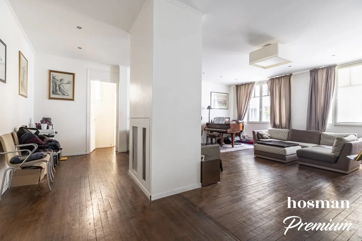 Appartement de 136.0 m² à Paris