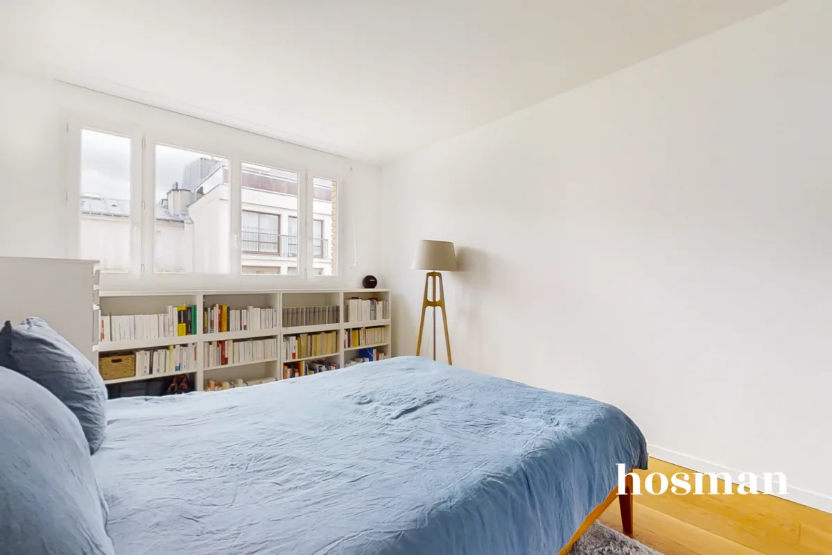Appartement traversant - 53.0 m2 - Rue Cambronne 75015 Paris