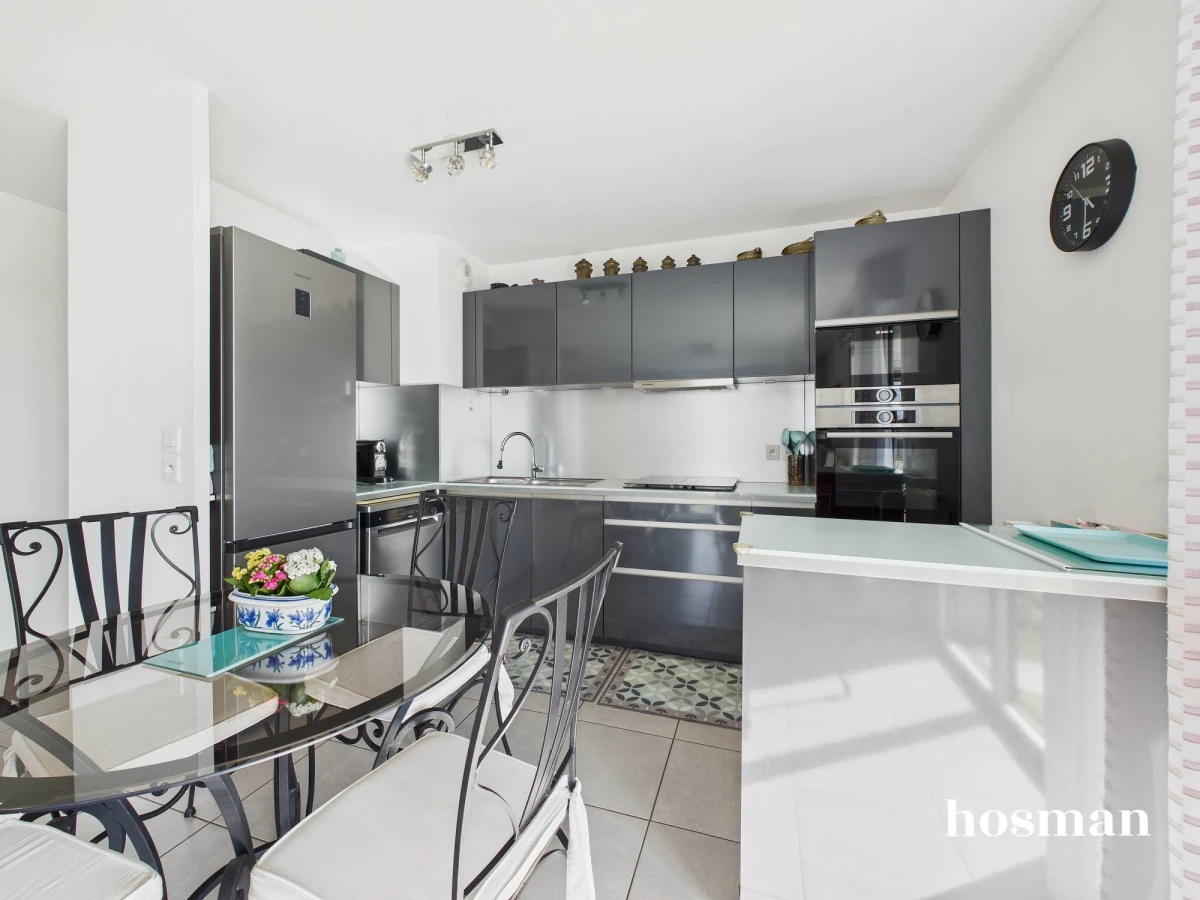 Appartement de 97.07 m² à Bordeaux