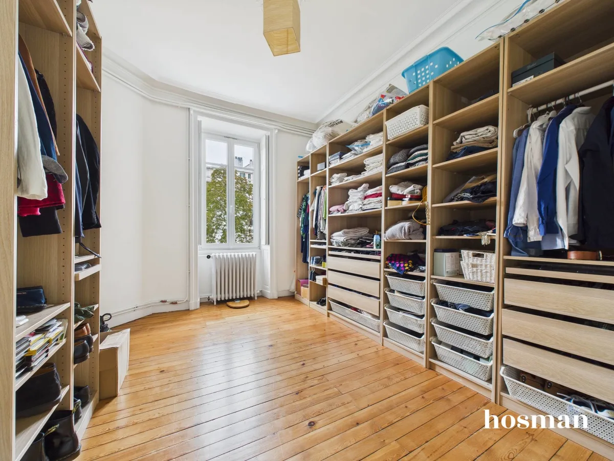 Appartement de 158.0 m² à Nantes