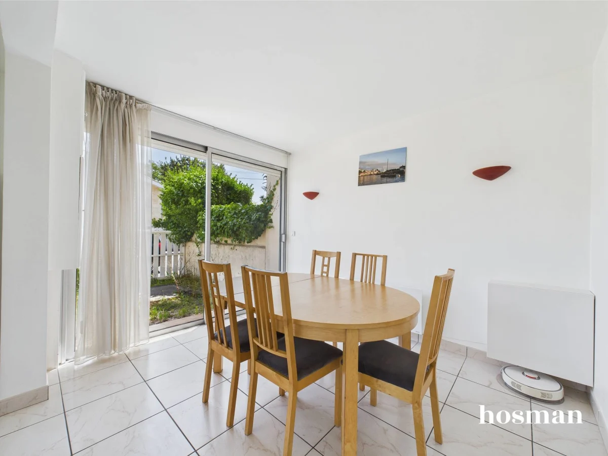 Maison de 125.0 m² à Mérignac