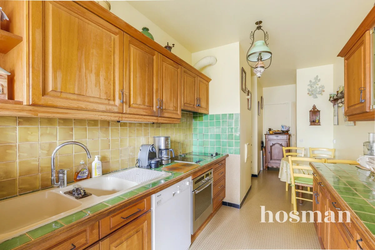 Appartement de 130.0 m² à Garches
