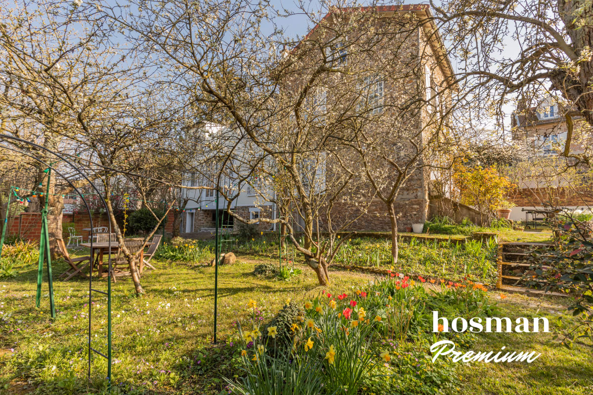 Maison de 201.5 m² à Sèvres