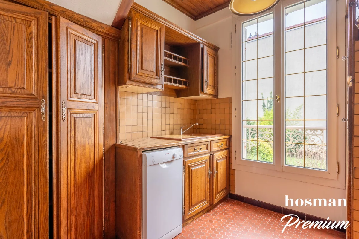 Maison de 140.0 m² à Clamart