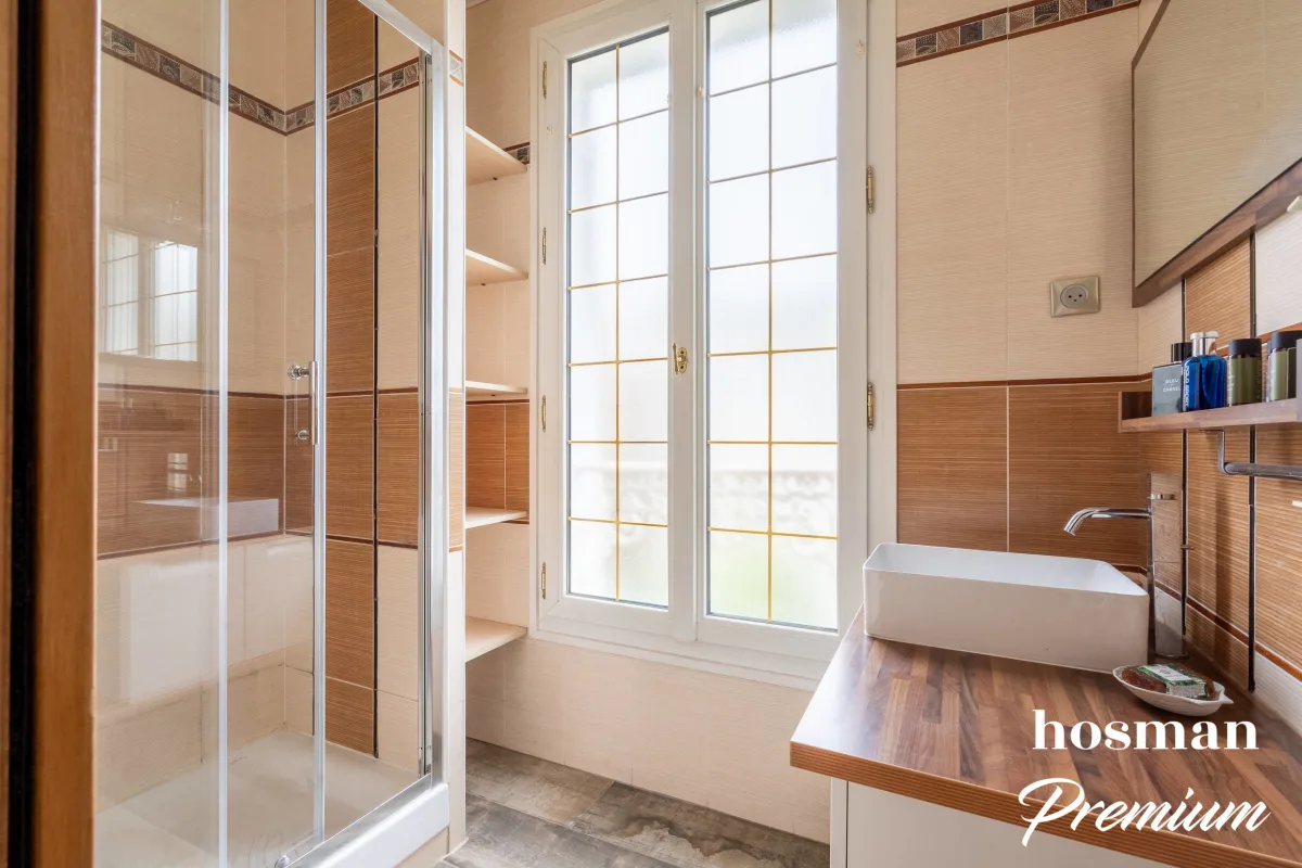 Maison de 140.0 m² à Clamart