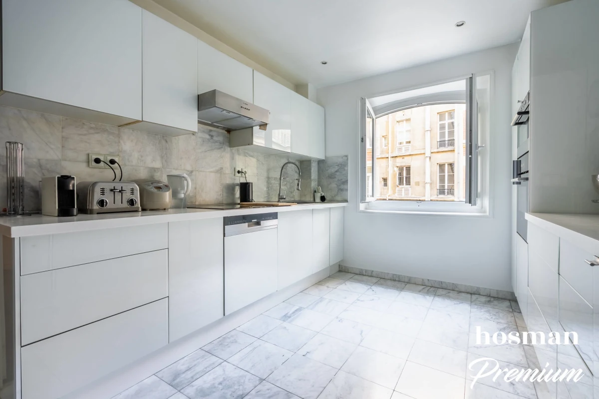 Appartement de 196.8 m² à Paris