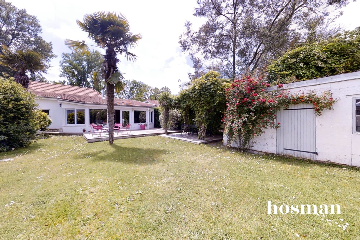 Maison de 180.0 m² à Saint-Médard-en-Jalles