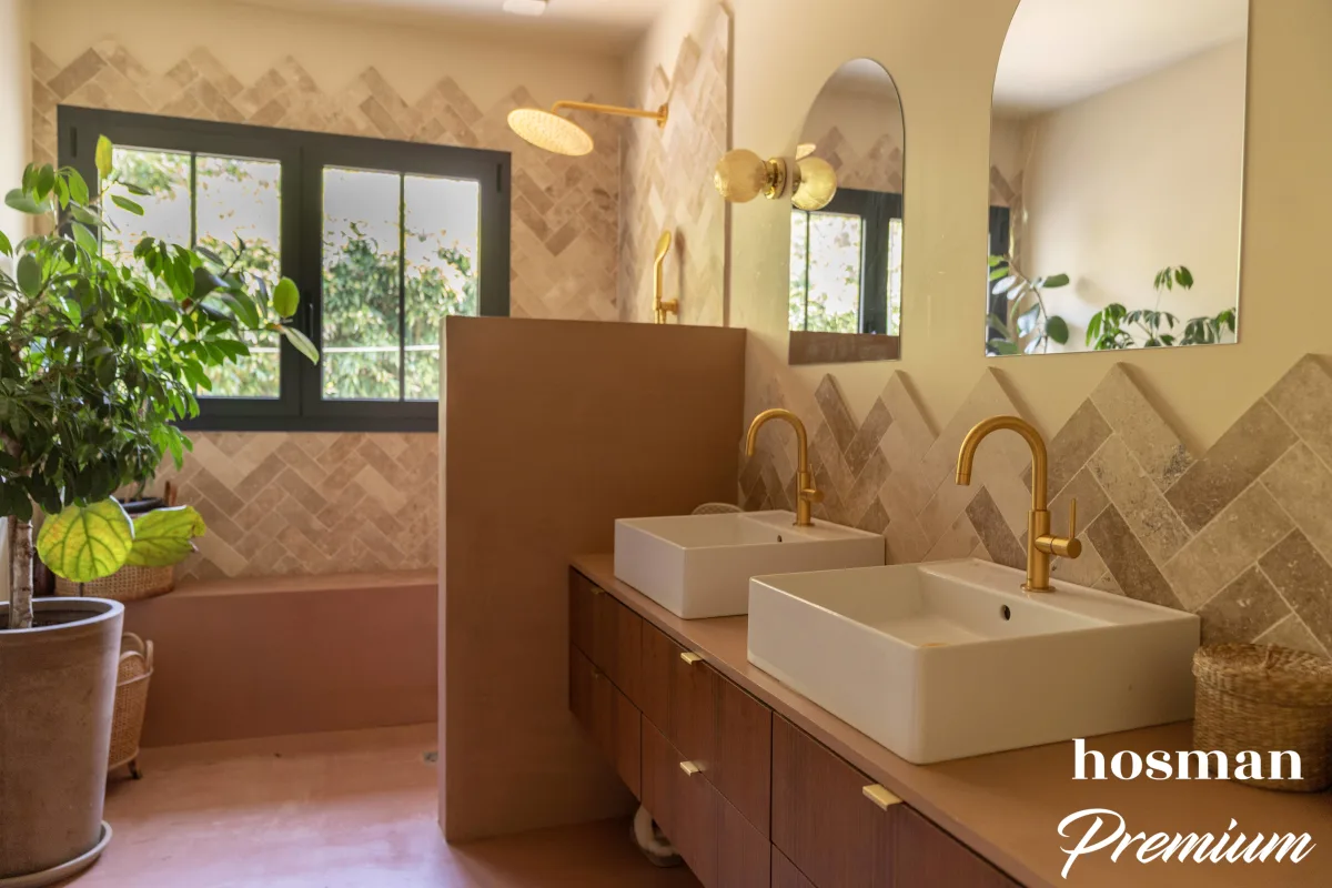 Maison de 180.0 m² à Saint-Sulpice-et-Cameyrac