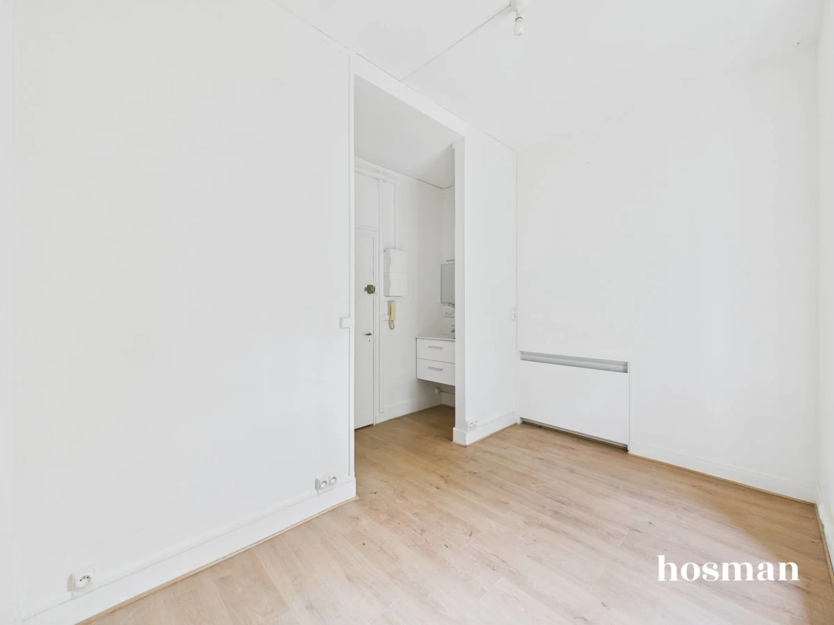 Appartement de 9.6 m² à Paris