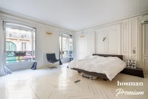 Appartement de 196.8 m² à Paris