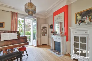 Maison de 247.0 m² à Colombes