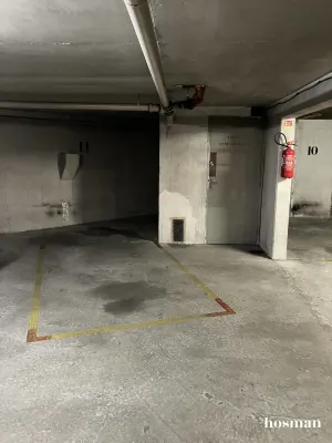 Parking de 8.0 m² à Paris