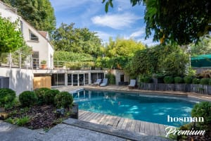 Maison de 595.0 m² à Garches