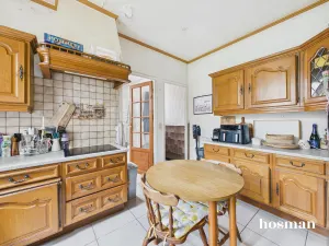 Maison de 80.0 m² à Suresnes