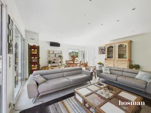 Maison de 167.0 m² à Mérignac