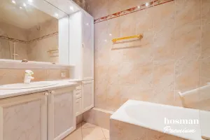 Appartement de 107.0 m² à Paris