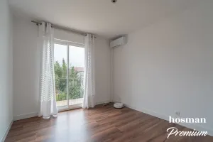 Maison de 298.0 m² à Mérignac