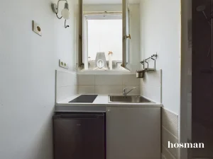 Appartement de 8.4 m² à Paris