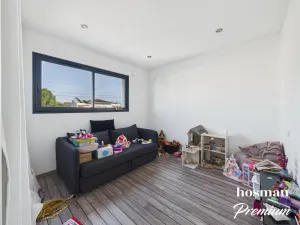 Maison de 160.0 m² à Bordeaux