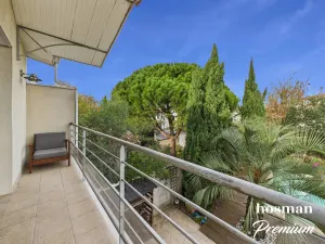 Maison de 220.0 m² à Bruges