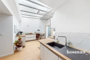 Appartement de 91.0 m² à Bordeaux