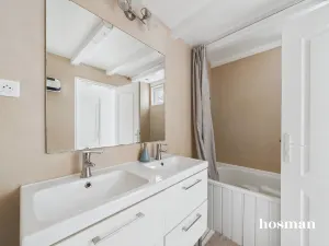 Maison de 98.0 m² à Mérignac