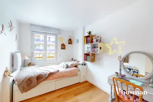 Appartement de 122.08 m² à Suresnes