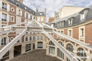 Appartement de 158.0 m² à Paris