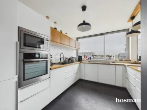 Appartement de 107.0 m² à Bordeaux