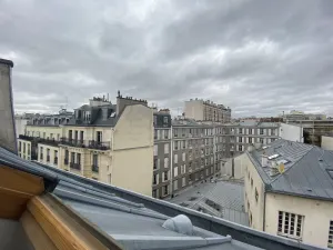 Appartement de 3.76 m² à Paris