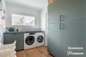 Appartement de 211.0 m² à Sèvres