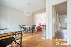 Maison de 180.0 m² à Courbevoie