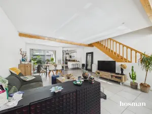 Maison de 100.0 m² à Bordeaux