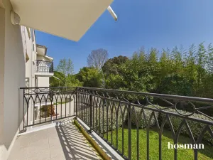 Appartement de 106.0 m² à Bordeaux