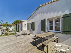 Maison de 89.0 m² à La Flotte