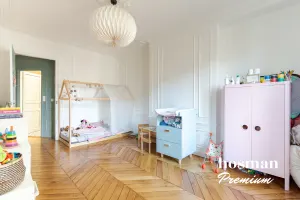 Appartement de 127.0 m² à Paris