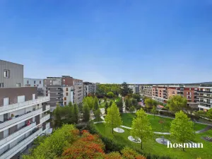 Appartement de 101.59 m² à Cergy