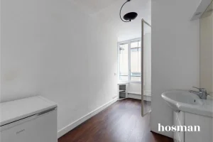 Appartement de 10.2 m² à Paris