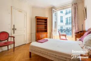 Appartement de 190.0 m² à Paris